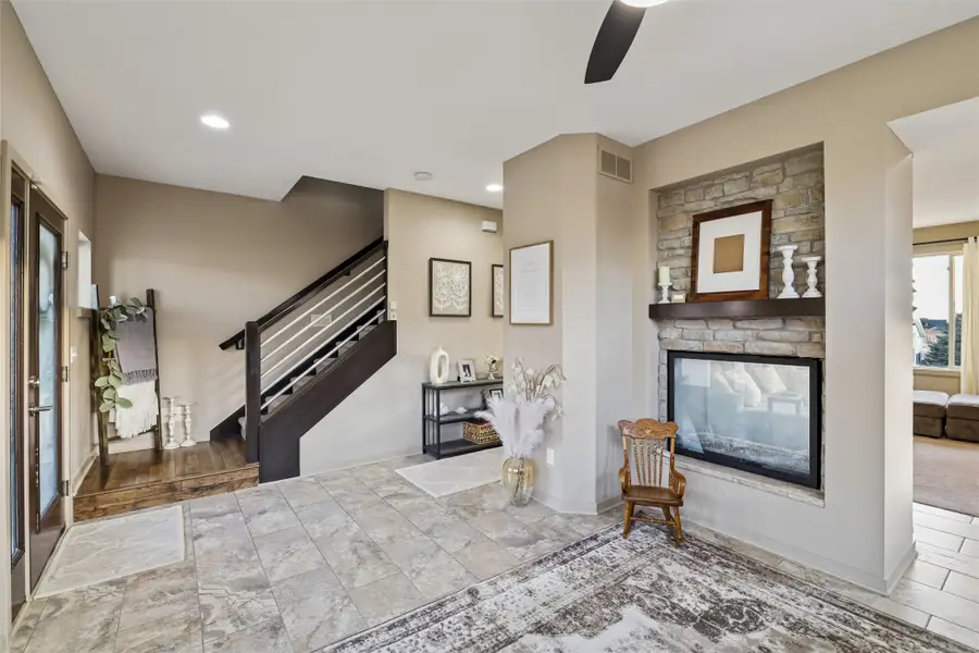 14400 Plum Drive, Urbandale, IA 50323 - #3