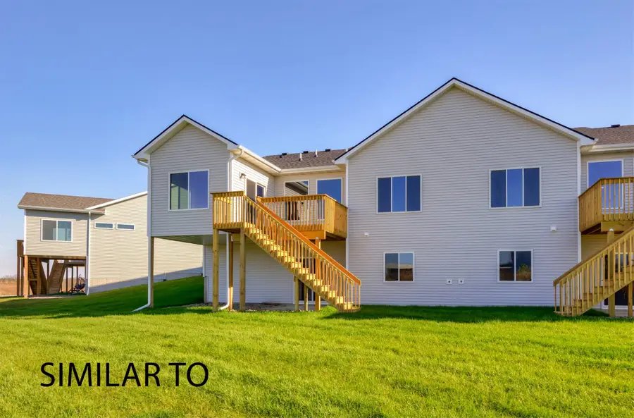 16716 Walnut Meadows Circle, Urbandale, IA 50323 - #3