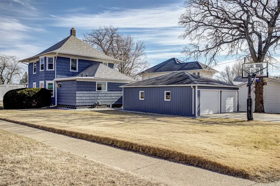 223 Marion Street, Boone, IA 50036 - #2