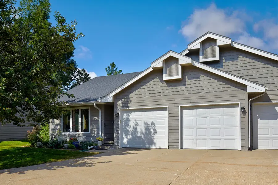 4532 71st Street, Urbandale, IA 50322 - #2