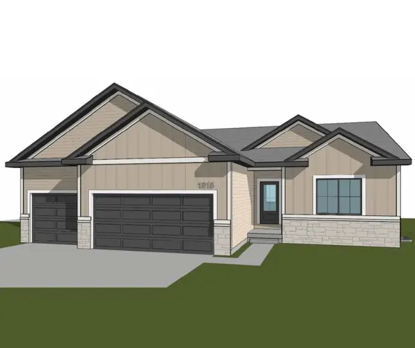 1815 Silver Maple Drive, Norwalk, IA 50211