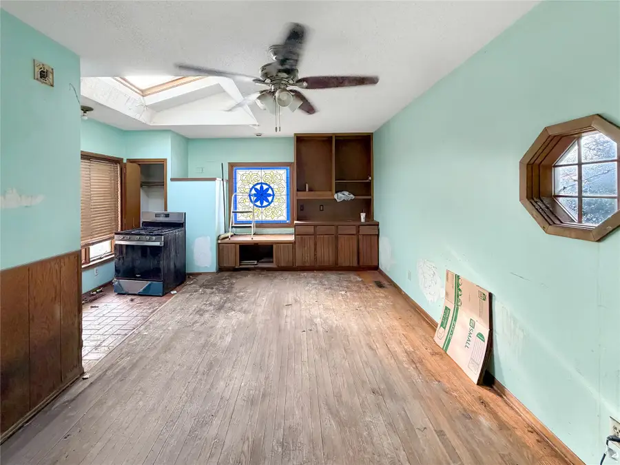 1109 N Howard Street, Indianola, IA 50125 - #3