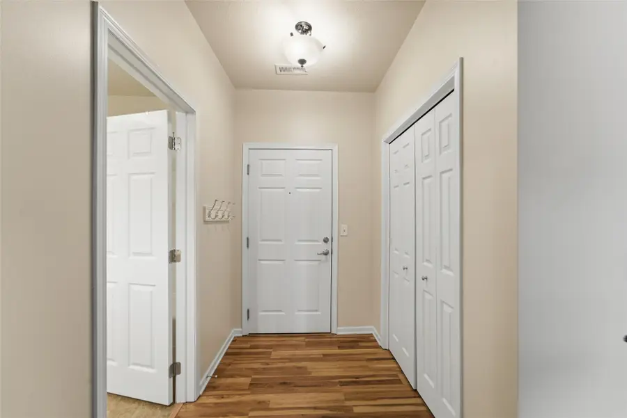 3031 Grand Avenue #101, Des Moines, IA 50312 - #3