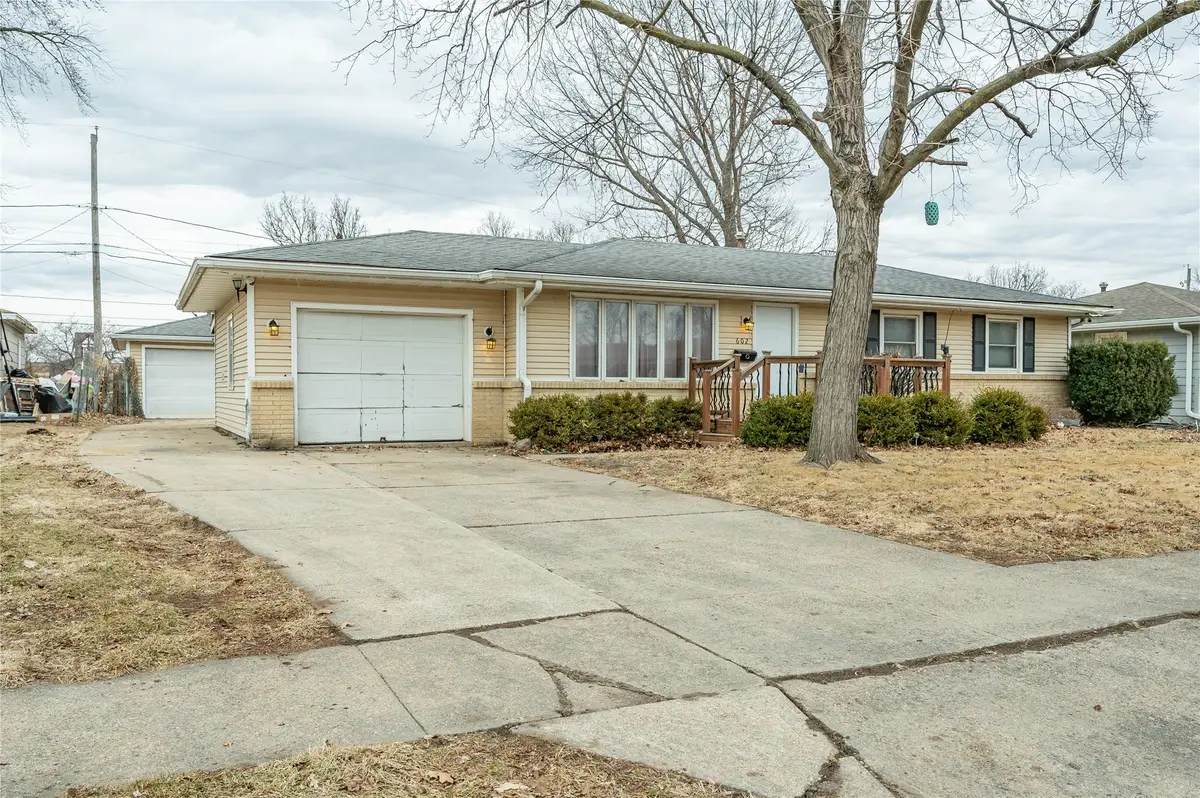 602 SE Lawrence Drive, Ankeny, IA 50021 - #1