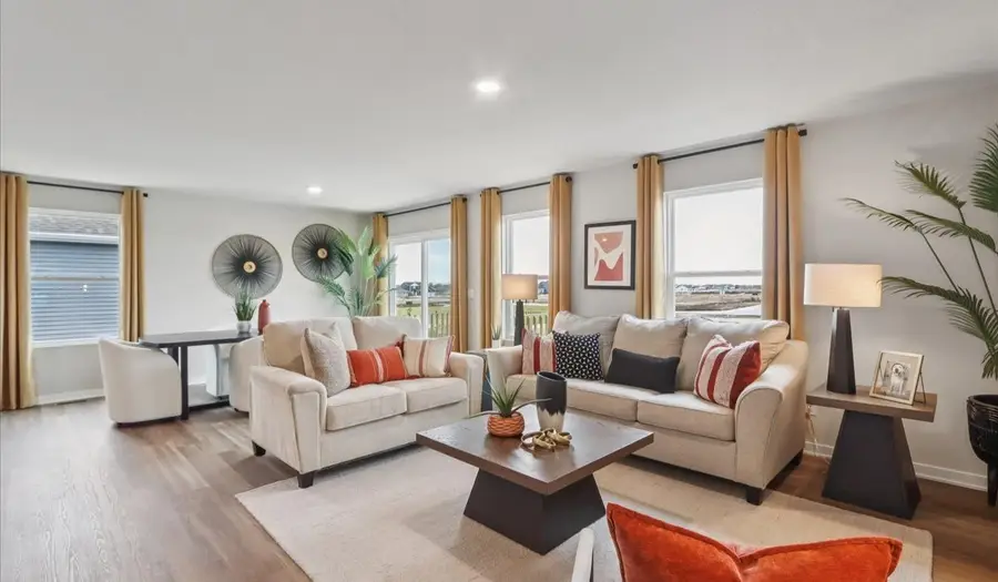 209 40th Street Sw, Altoona, IA 50009 - #3