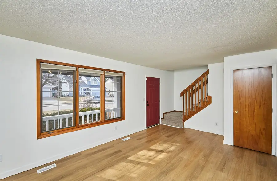 4815 Meadow Valley Drive, West Des Moines, IA 50265 - #3