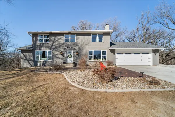 3404 S 12th Avenue W, Newton, IA 50208