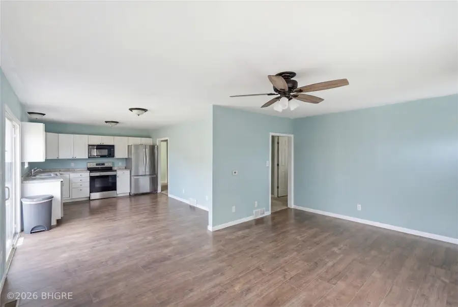 602 E Maple Avenue, Conrad, IA 50621 - #2