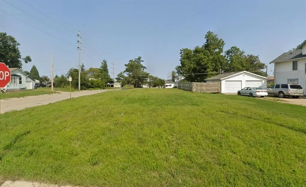 702 Swayze Street, Marshalltown, IA 50158 - #1