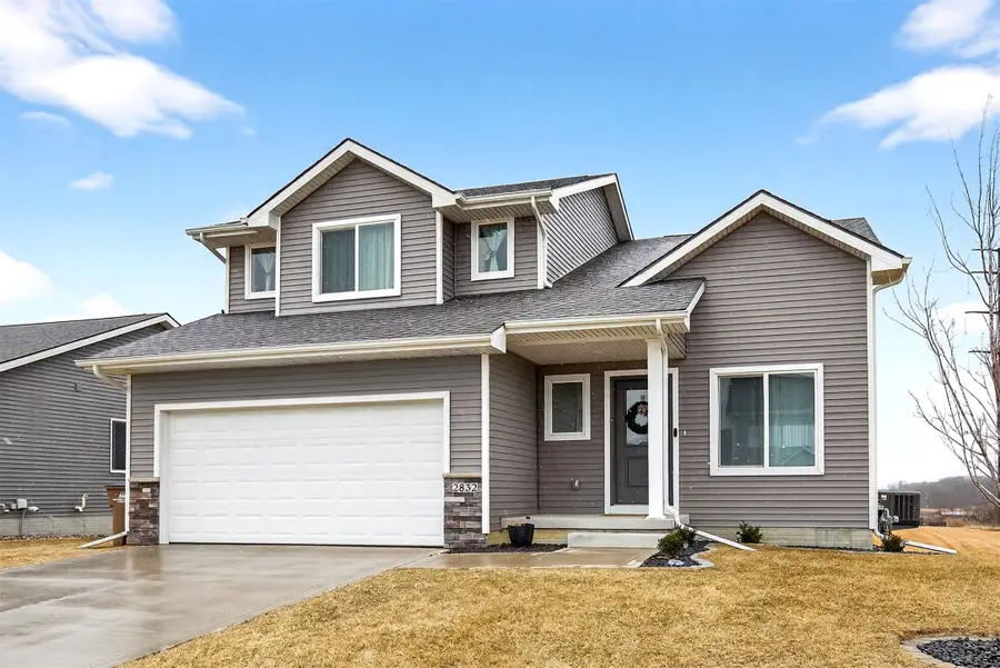 2832 21st Street Sw, Altoona, IA 50009 - #2