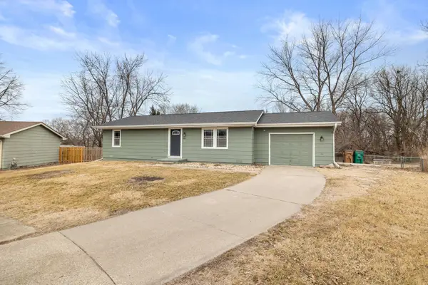 201 NE 6th Court, Grimes, IA 50111