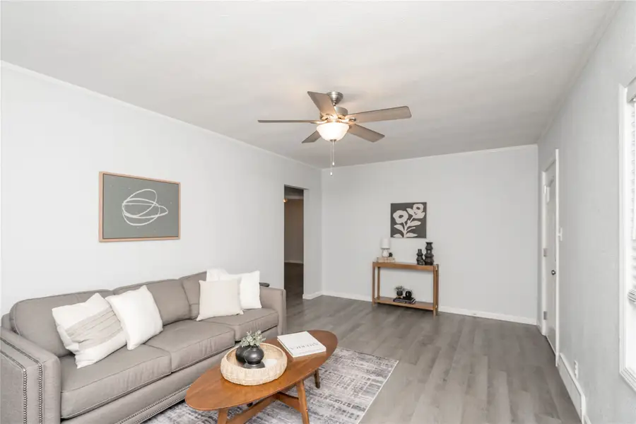 3308 SW 7th Street, Des Moines, IA 50315 - #3