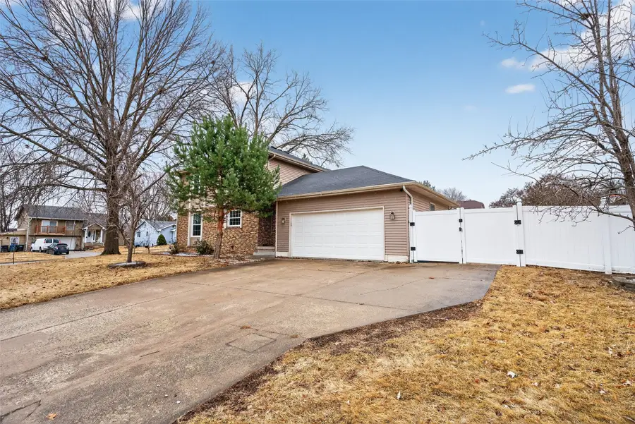 3800 SE 25th Court, Des Moines, IA 50320 - #2