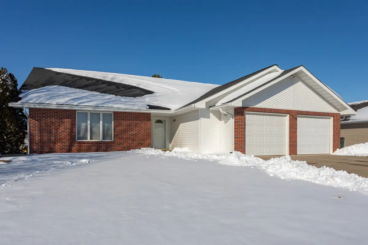 1906 Lowell Street, Granger, IA 50109 - #1