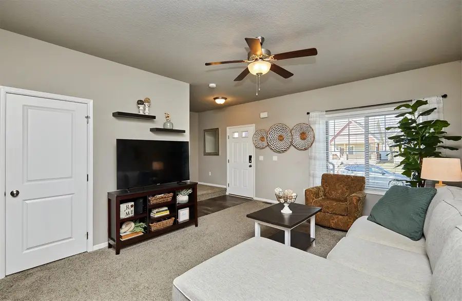 137 63rd Street, West Des Moines, IA 50266 - #2