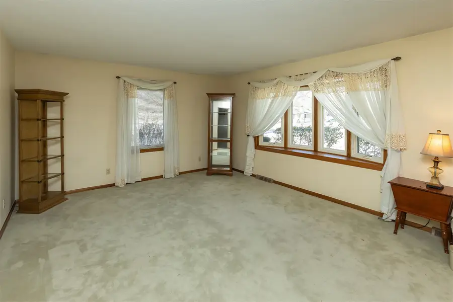 5224 NW 63rd Place, Johnston, IA 50131 - #3