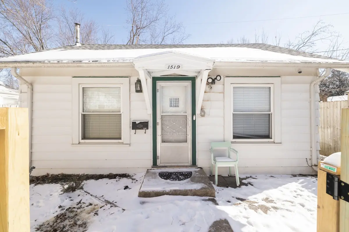 1519 46th Street, Des Moines, IA 50311 - #1