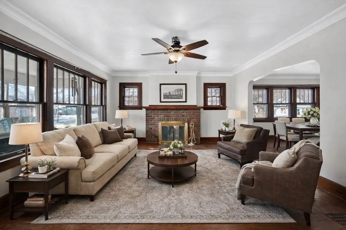 821 Douglas Avenue, Des Moines, IA 50313 - #1