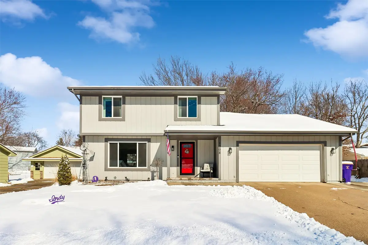 1008 Robin Glen Drive, Indianola, IA 50125 - #1