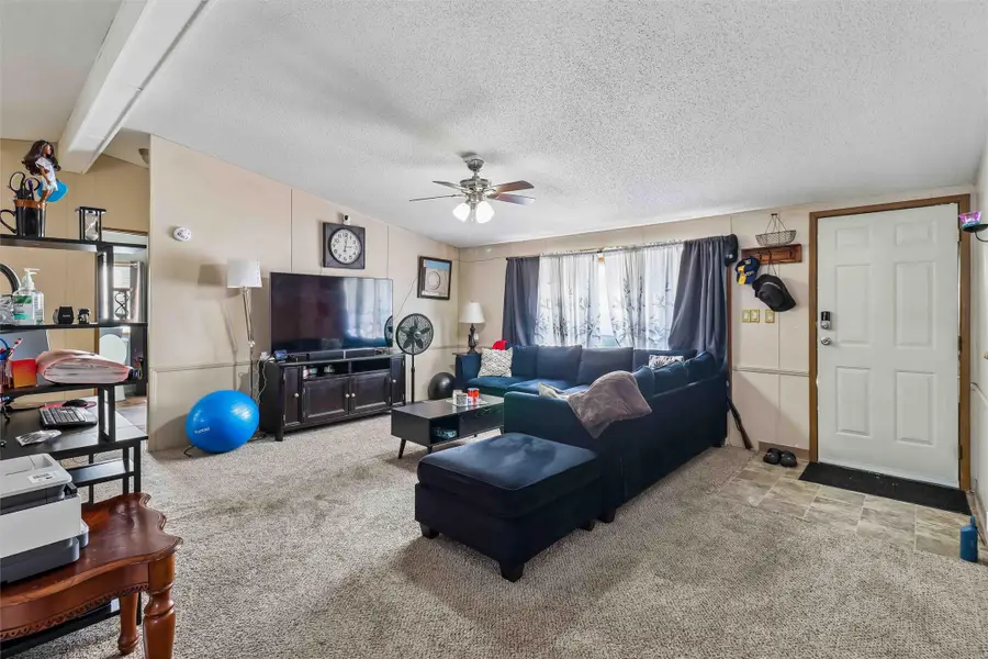 407 Space Avenue Sw, Mitchellville, IA 50169 - #3