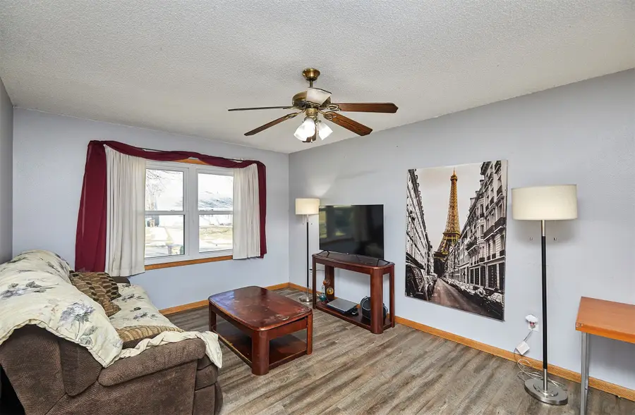 1219 Casady Drive, Norwalk, IA 50211 - #3