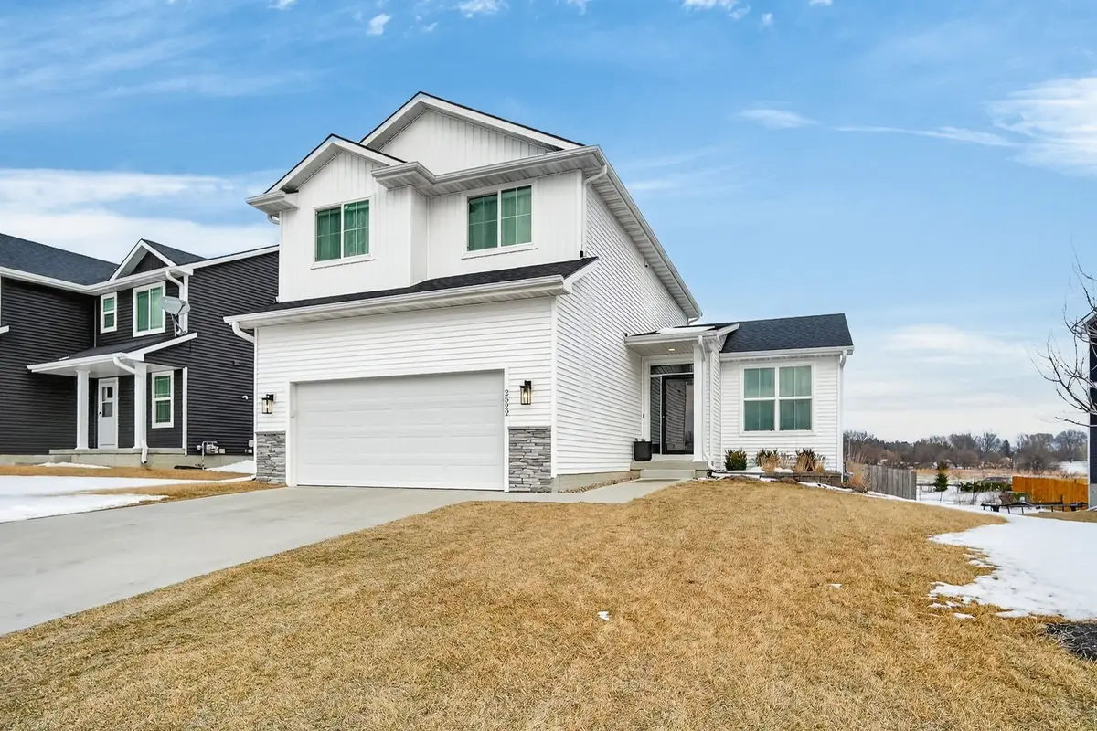 2522 SE 5th Street, West Des Moines, IA 50265 - #1