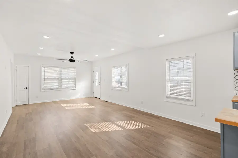 1820 23rd Street, Des Moines, IA 50310 - #2