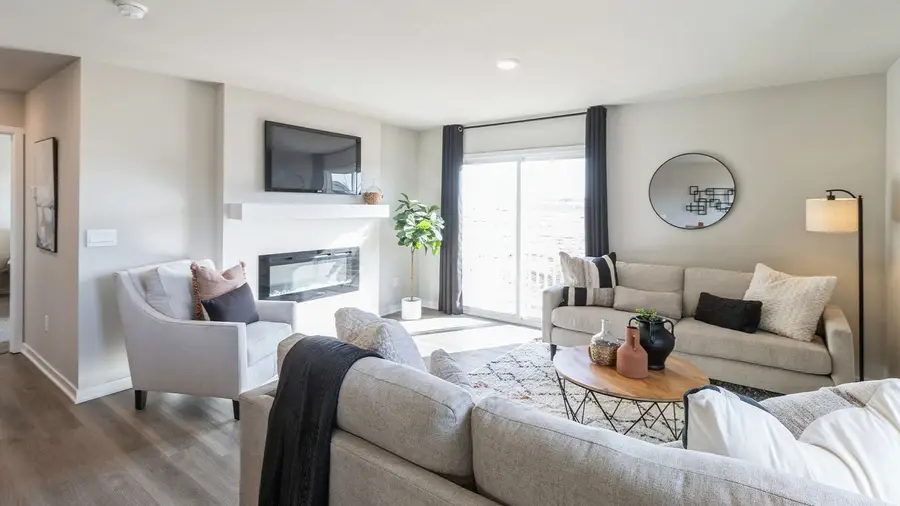 2400 SE Billings Place, West Des Moines, IA 50265 - #3