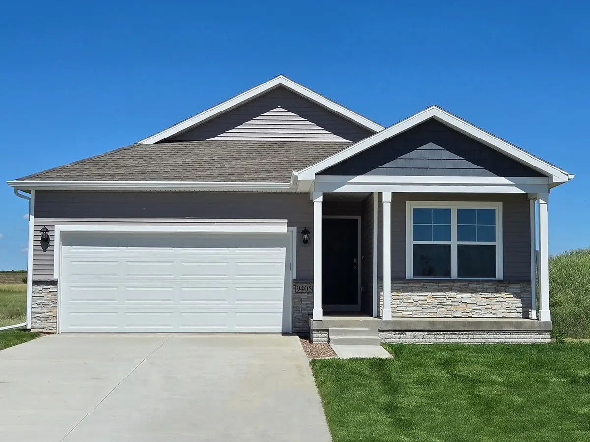 2409 SE Billings Place, West Des Moines, IA 50265 - #1