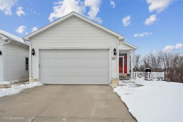 2107 W 4th Avenue, Indianola, IA 50125