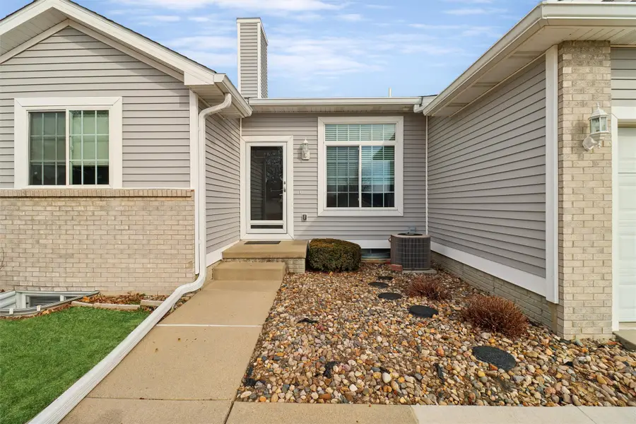 7422 SE 23rd Street #6, Des Moines, IA 50320 - #3