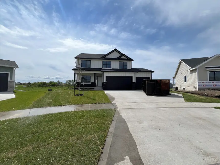 250 NW Copperleaf Court, Waukee, IA 50263 - #3