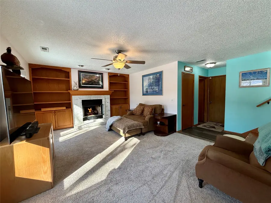 4506 Palm Avenue, Des Moines, IA 50310 - #2