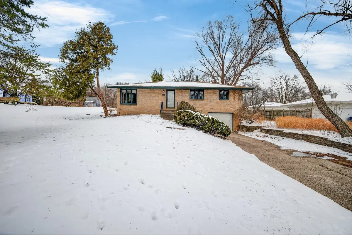 1626 Evergreen Avenue, Des Moines, IA 50320 - #1