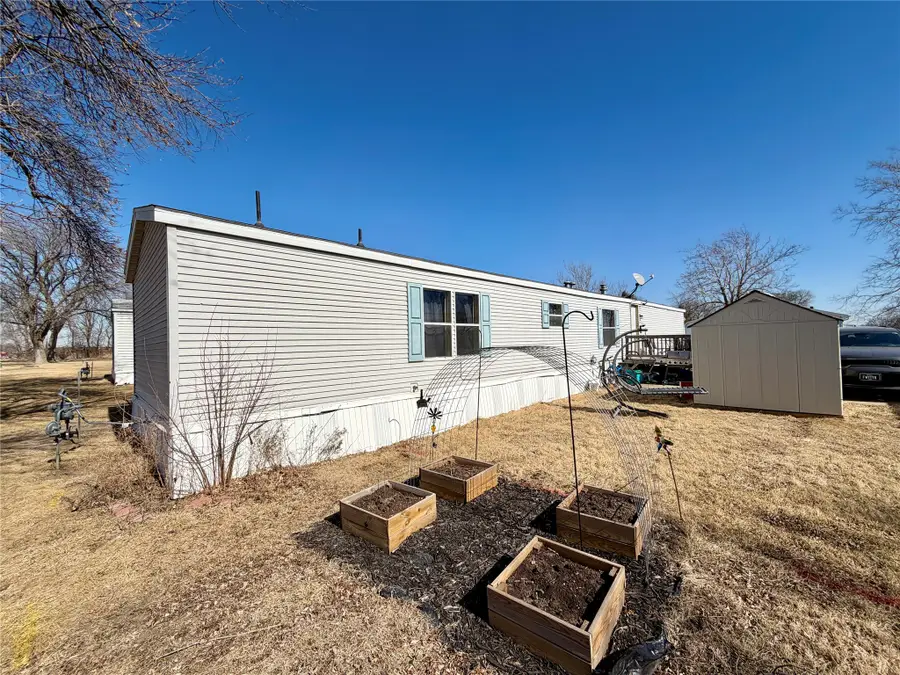 500 Hy-vee Road #9, Chariton, IA 50049 - #2