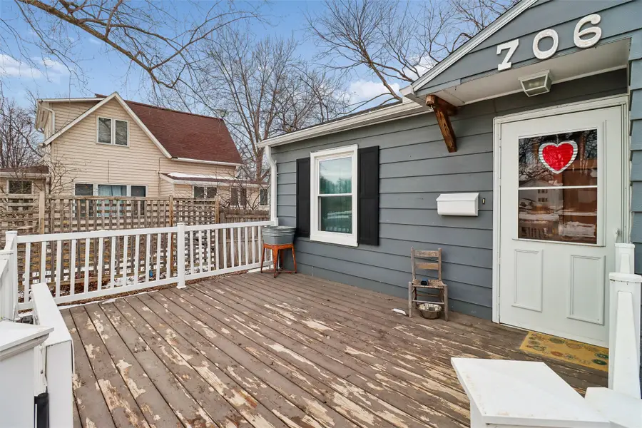 706 N Howard Street, Indianola, IA 50125 - #3