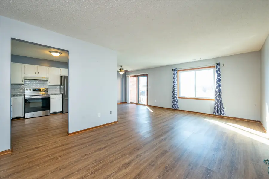 4857 Woodland Avenue #5, West Des Moines, IA 50266 - #3