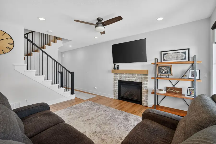 9114 S 91st Court, West Des Moines, IA 50266 - #3