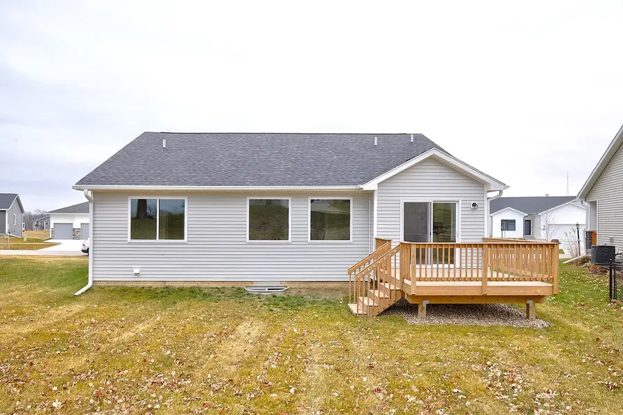 6634 NE 9th Court, Des Moines, IA 50313 - #2