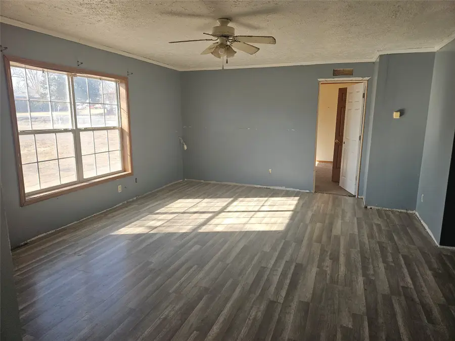 301 NE C Street, Melcher Dallas, IA 50062 - #2