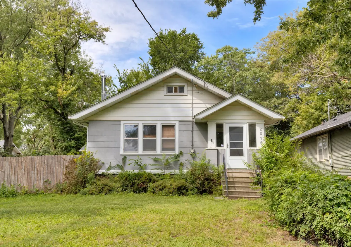 2016 30th Street, Des Moines, IA 50310 - #1