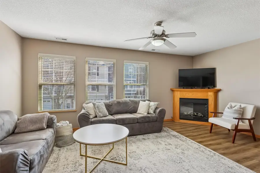 358 NE Sandalwood Drive, Waukee, IA 50263 - #2