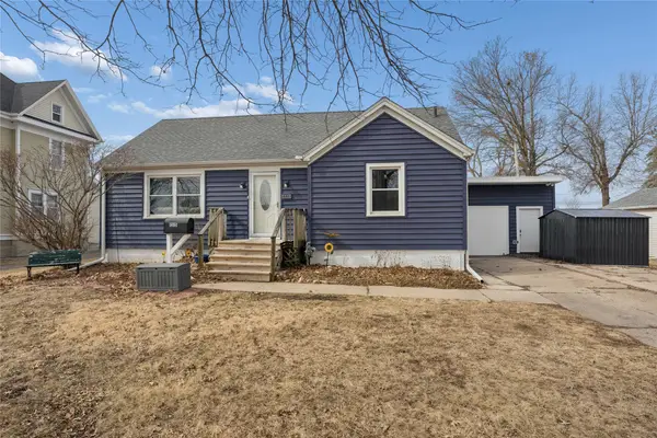 1515 Summer Street, Grinnell, IA 50112