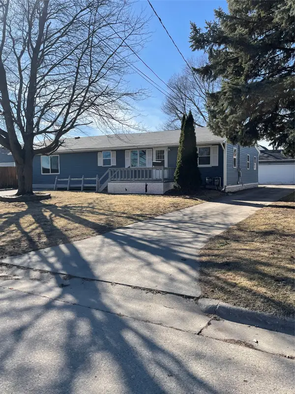 711 E 11th Street N, Newton, IA 50208