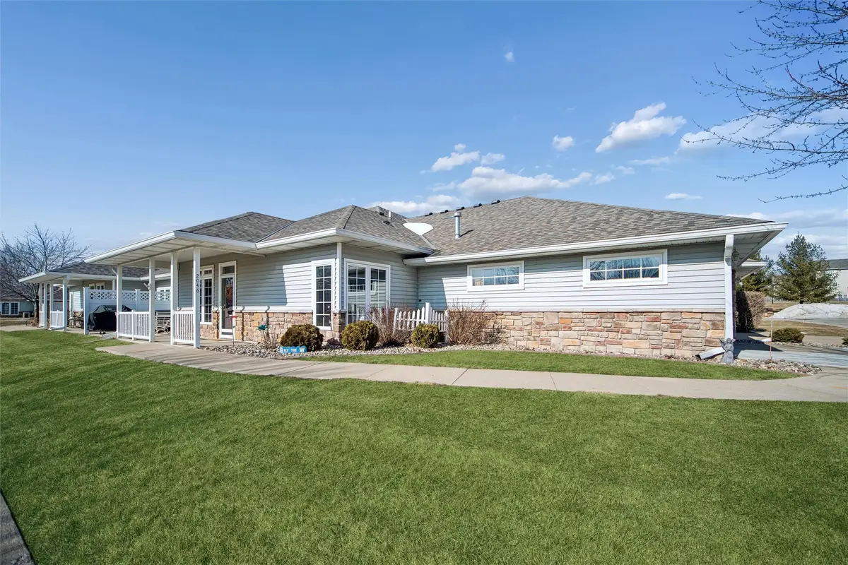 2046 SW 35th Street, Ankeny, IA 50023 - #1
