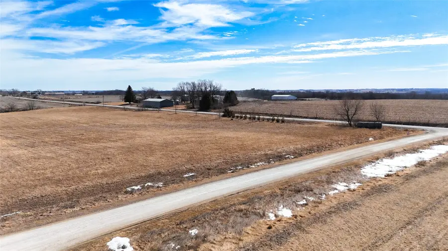 000 Happy Trail, Prole, IA 50229 - #2