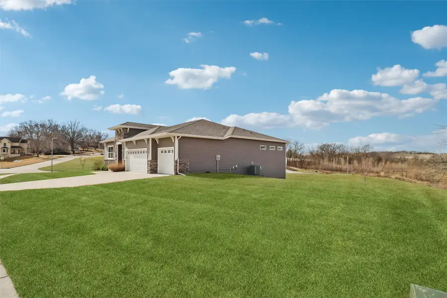 1601 N G Street, Indianola, IA 50125 - #2