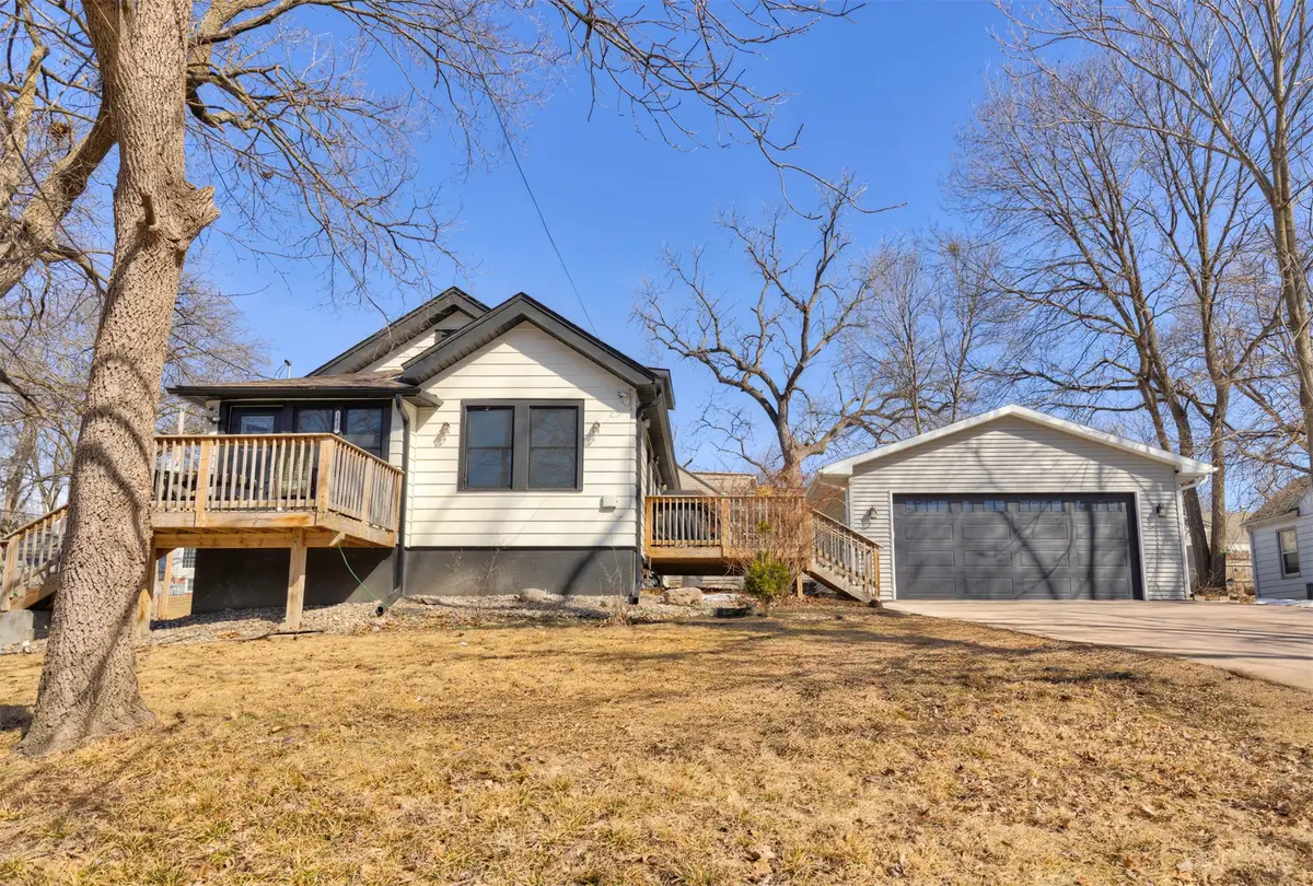 1637 Huntland Drive, Des Moines, IA 50310 - #1