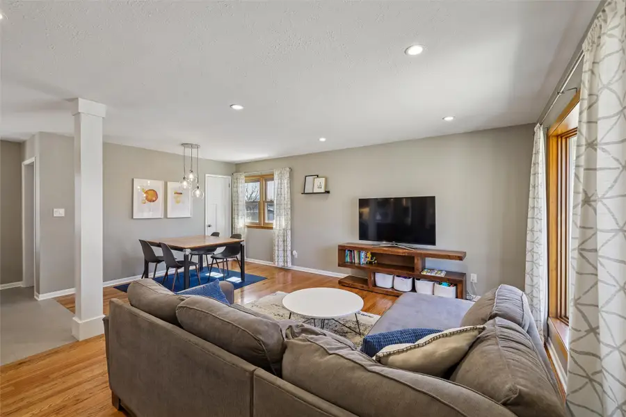 504 N 10th Street, Indianola, IA 50125 - #3