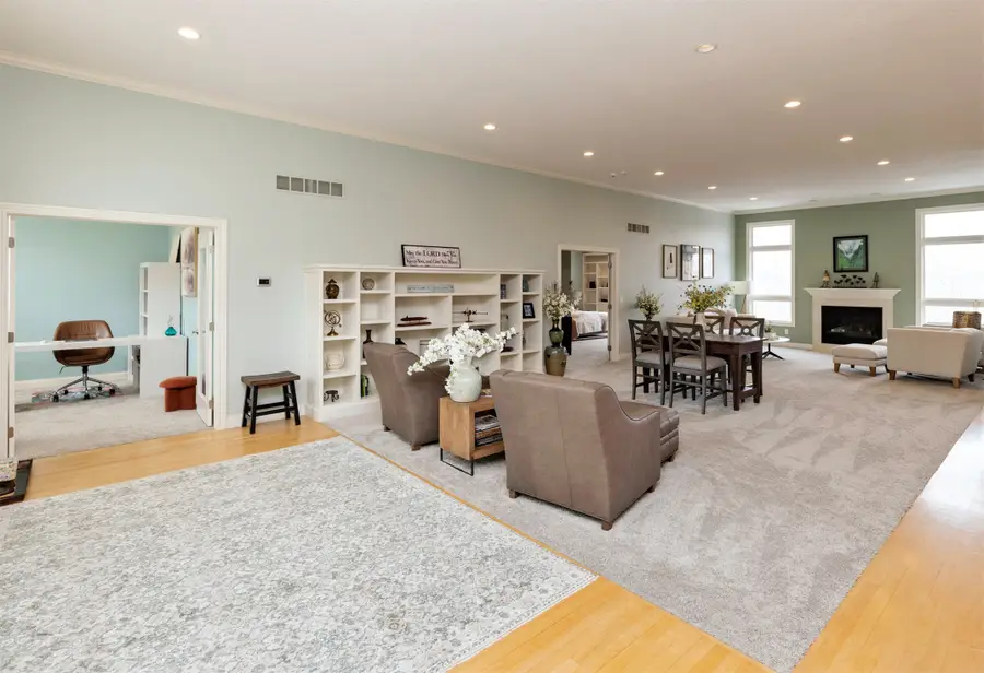 2827 SW 30th Street, Des Moines, IA 50321 - #3